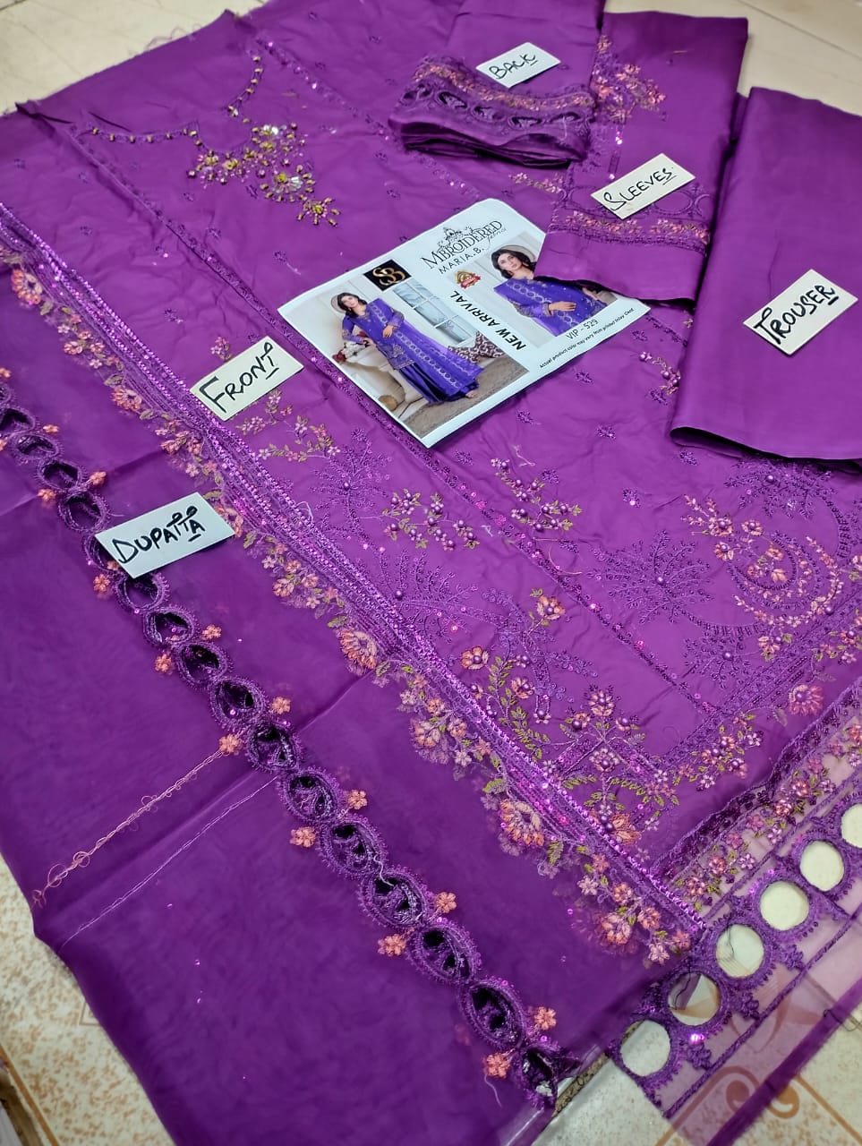 Maria.B Ring Dupatta Luxury Embroidered 3-Piece Suit